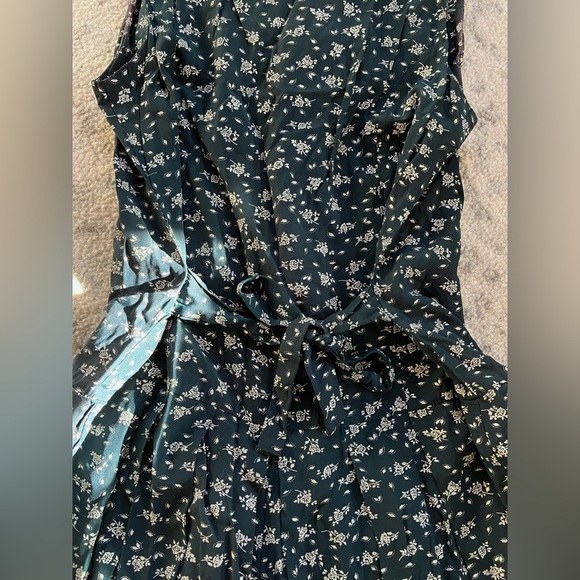 1990s Floral Button Up Romper - Picture 7 of 7